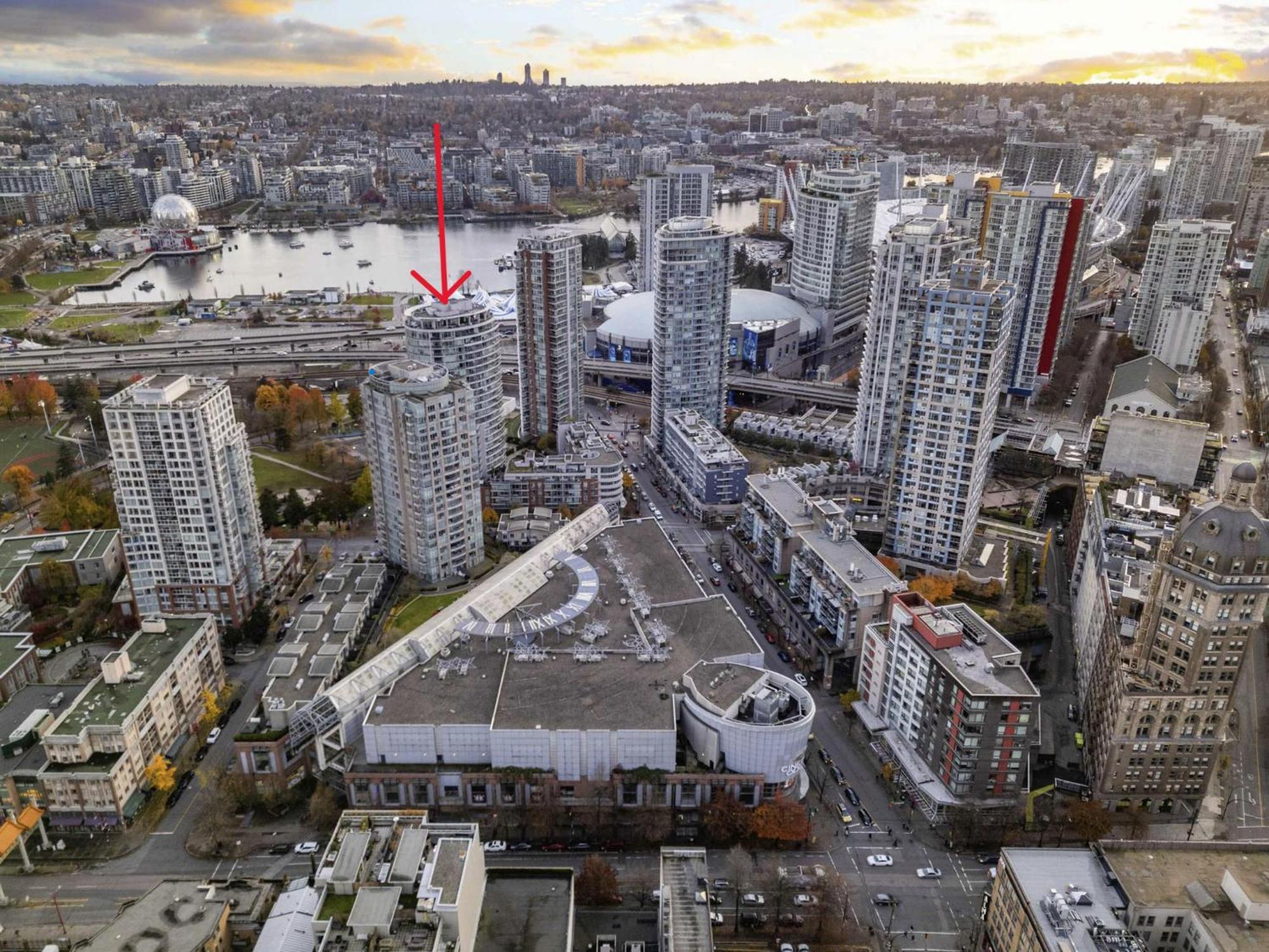 Lovely One-Bedroom Apartment With Pool, Hot Tub, And Gym In The Heart Of Downtown, Skytrain 3Min Away Ванкувер Екстер'єр фото